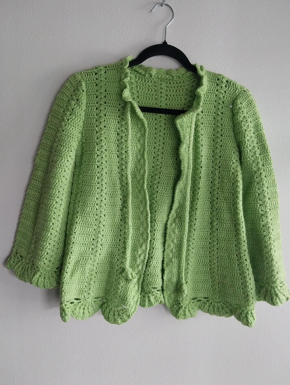 Handmade Apple Green Crochet Scalloped Edge Open Front 3/4 Sleeve Cardigan